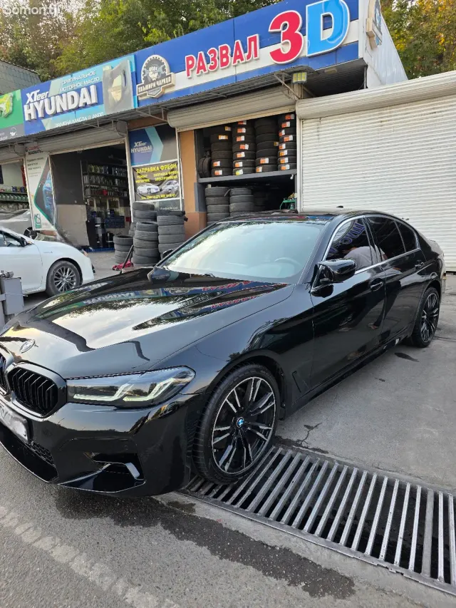 BMW 5 series 2019 · 2.0 AT