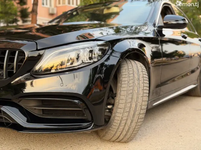 Mercedes-Benz C class 2017 · 2.0 AT