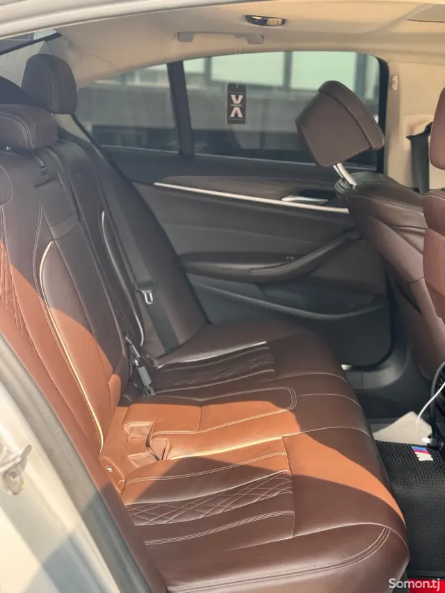 BMW 5 series 2020 · 2.0 AT