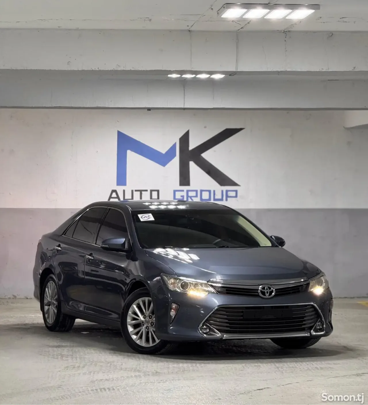 Toyota Camry 2016 · 2.5 AT