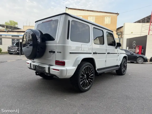 Mercedes-Benz G class 2025 · 4.0 AT
