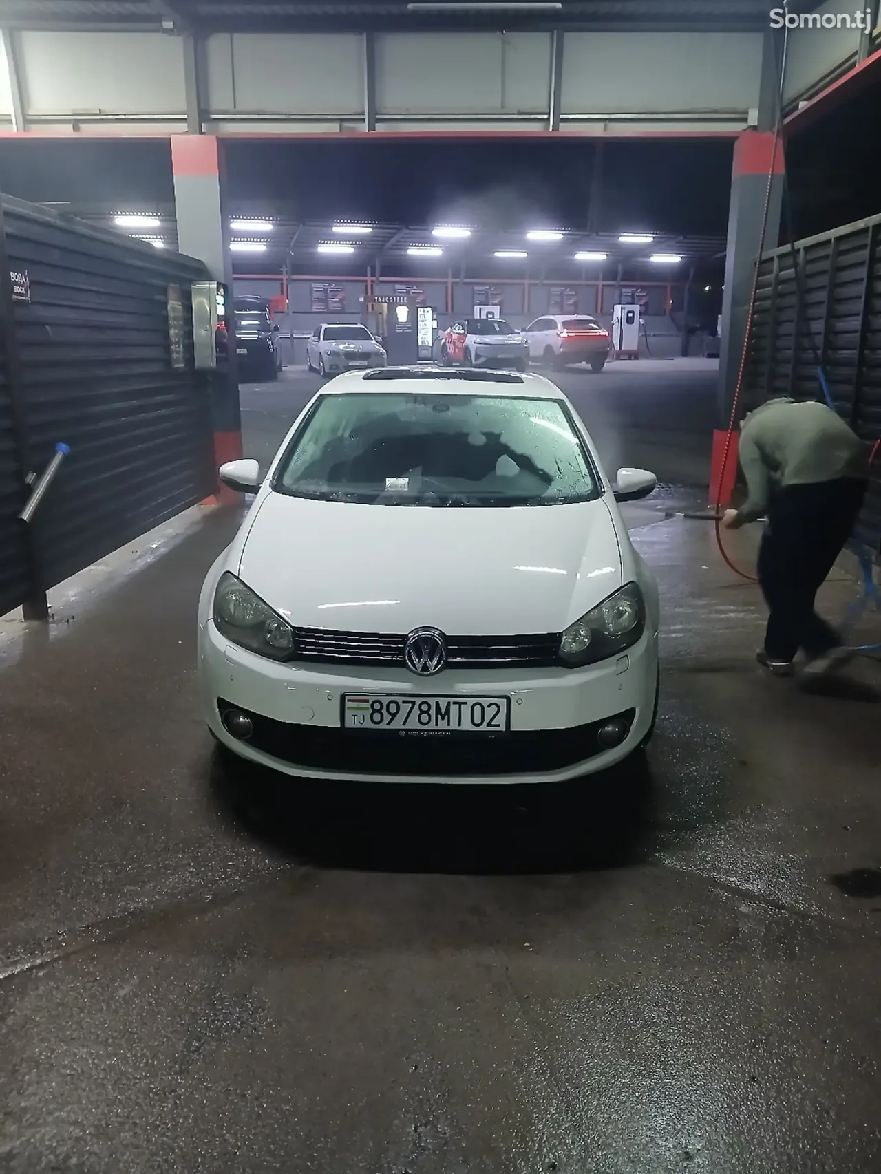 Volkswagen Golf 2010 · 2.0 AT