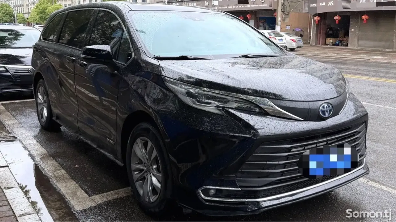 Toyota Sienna 2024 · 2.5 AT
