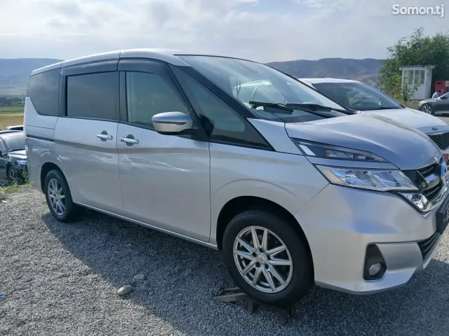 Nissan Stanza 2017 · 2.0 AT