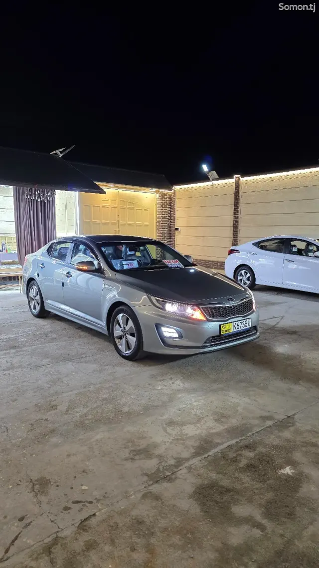 Kia K5 2014 · 2.0 AT