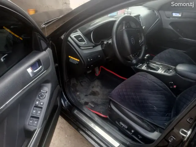 Kia K7 2012 · 2.5 AT