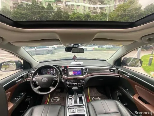 GAC Trumpchi GS8 2018 · 2.0 AT
