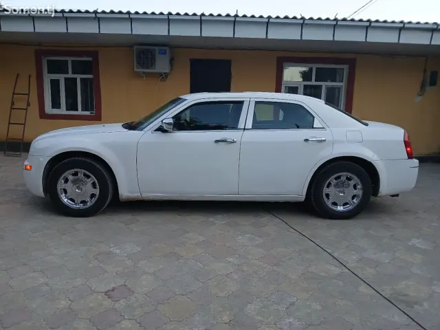 Chrysler 300C 2005 · 3.5 AT