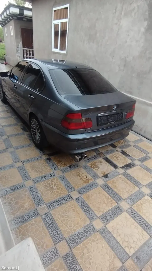 BMW 3 series 2003 · 2.0 MT