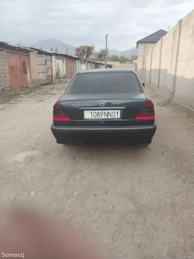 Mercedes-Benz C class 1999 · 1.8 MT