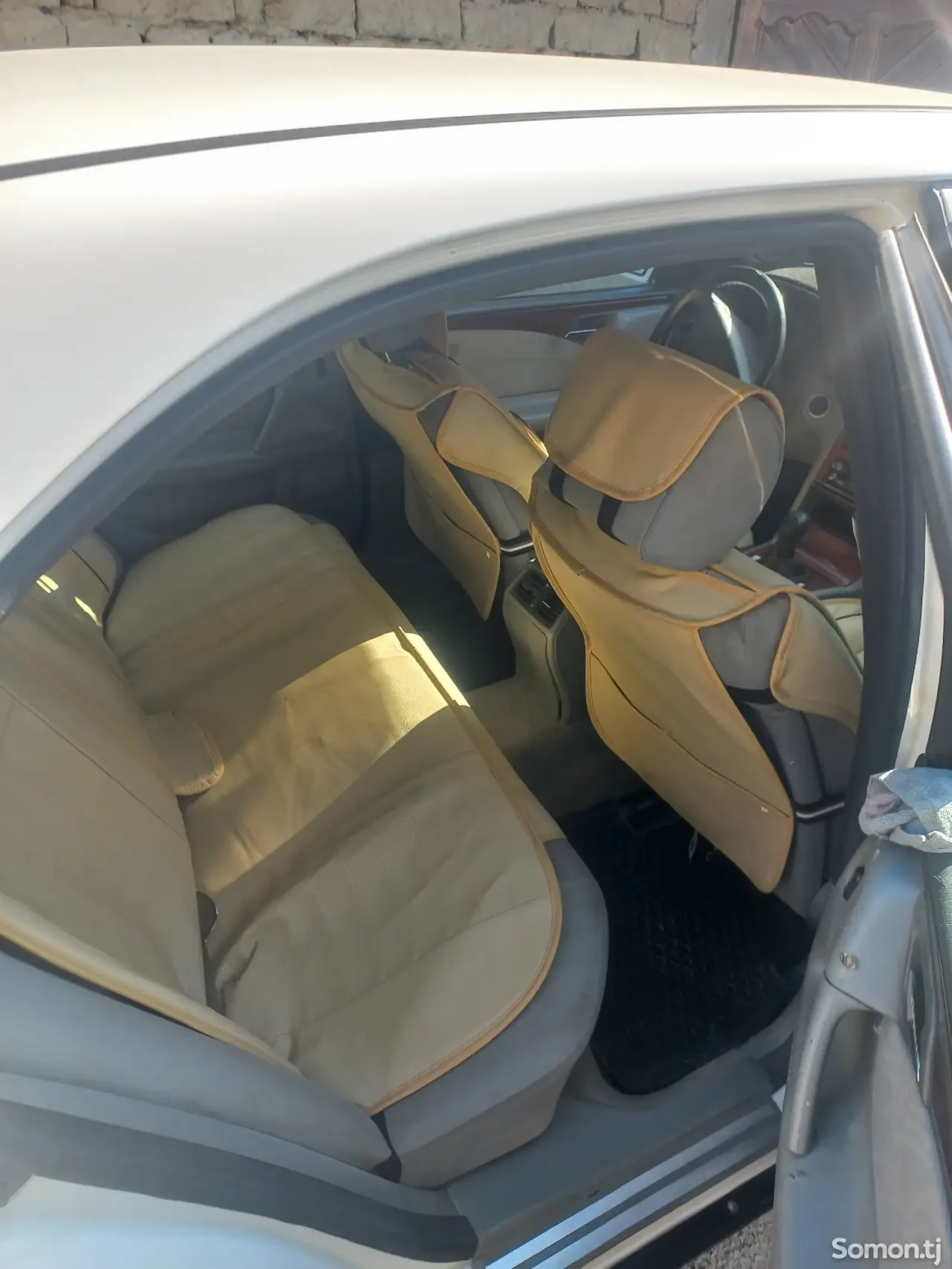 Mercedes-Benz E class 1998 · 2.2 MT