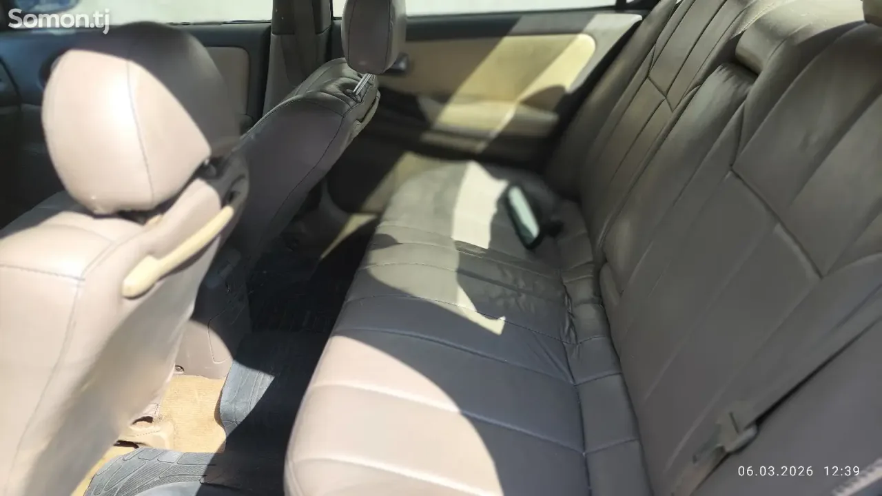 Infiniti I series 2001 · 2.5 AT