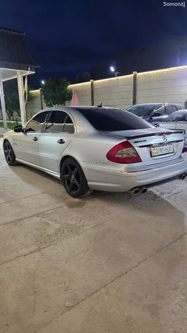 Mercedes-Benz E class 2007 · 3.5 AT
