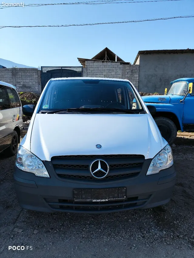 Mercedes-Benz Viano 2014 · 2.2 MT