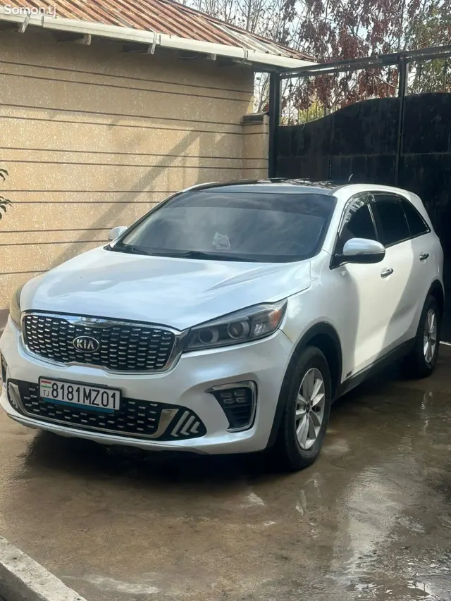 Kia Sorento 2019 · 2.5 AT