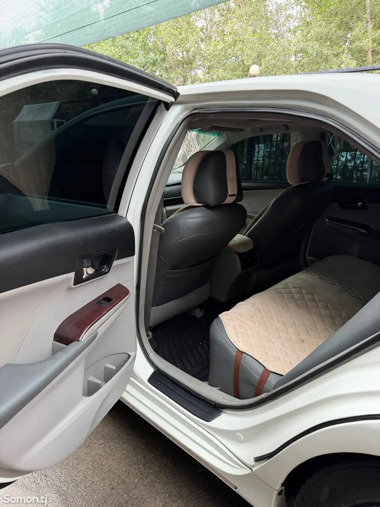 Toyota Camry 2013 · 3.5 AT