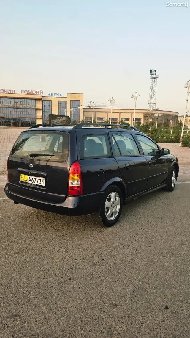 Opel Astra G 2000 · 1.6 MT