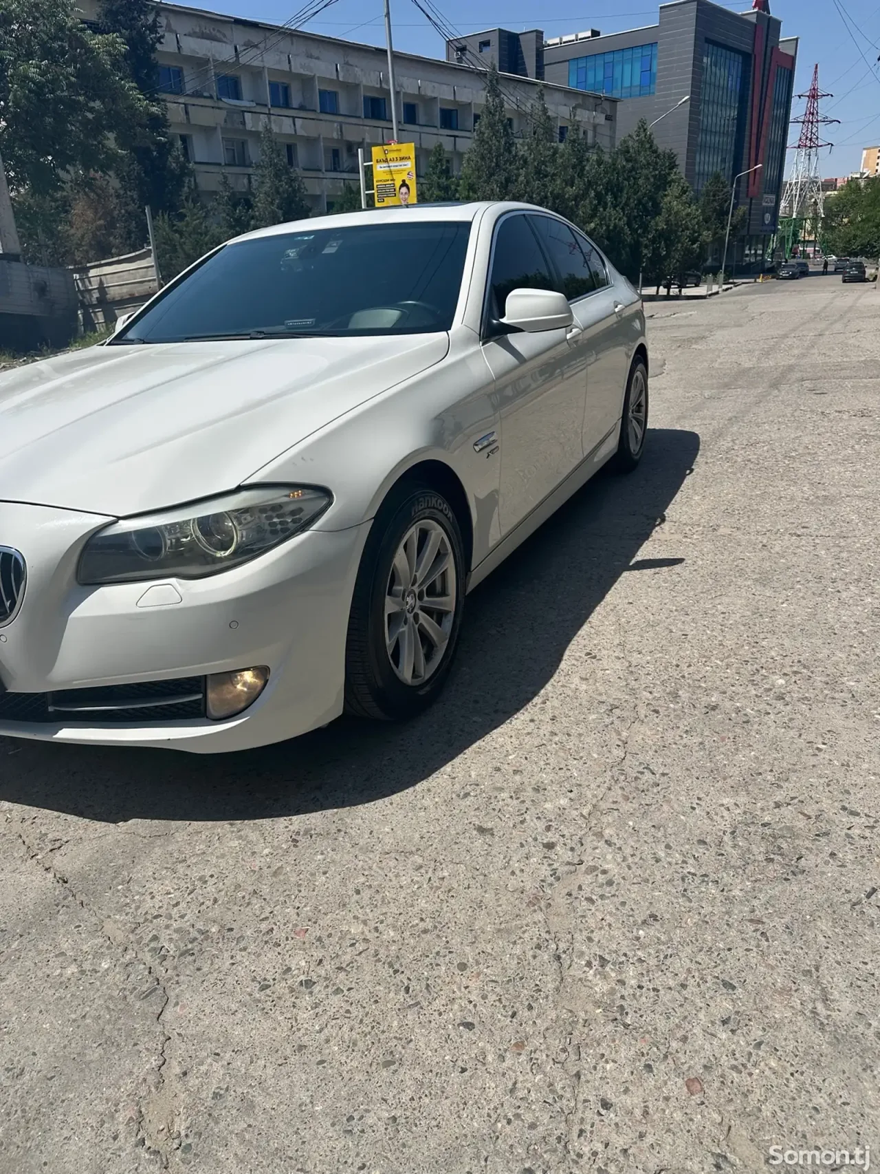 BMW 5 series 2012 · 2.0 AT
