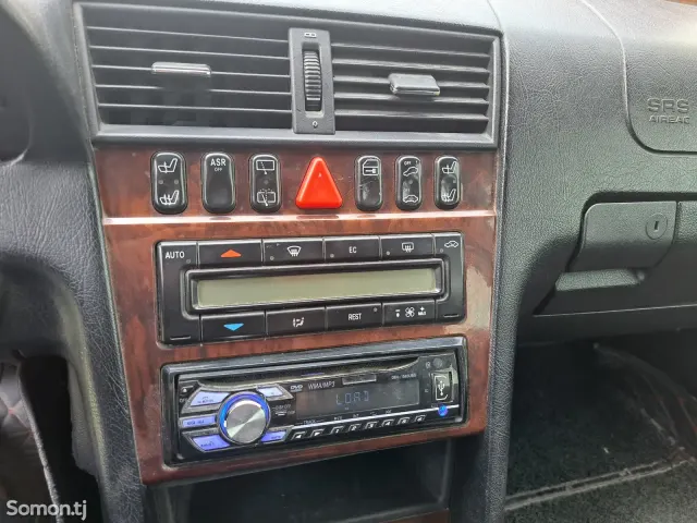 Mercedes-Benz C class 1998 · 2.8 AT