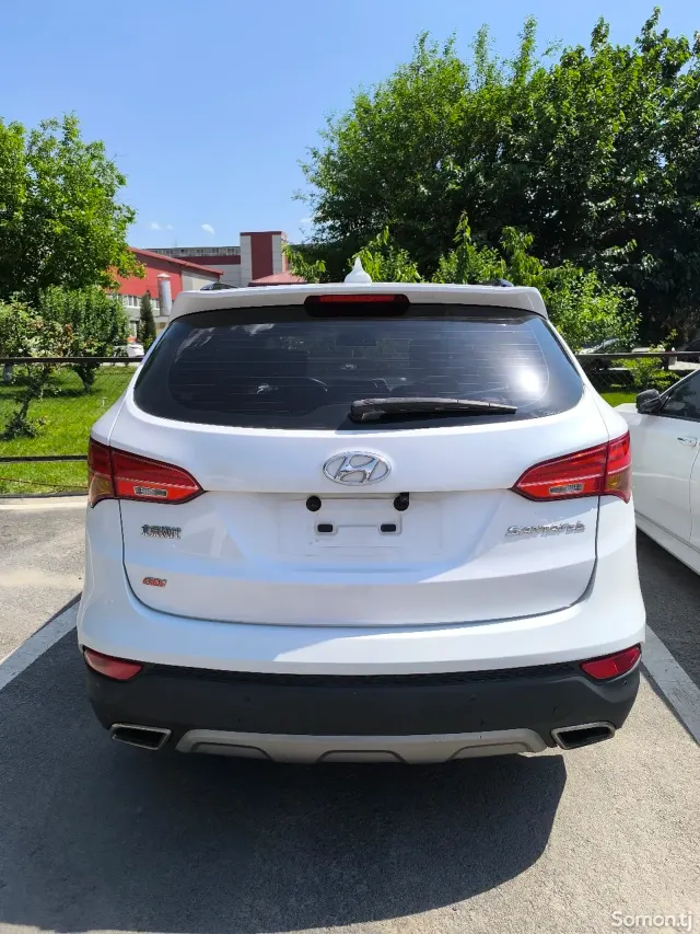 Hyundai Santa Fe 2014 · 2.4 AT