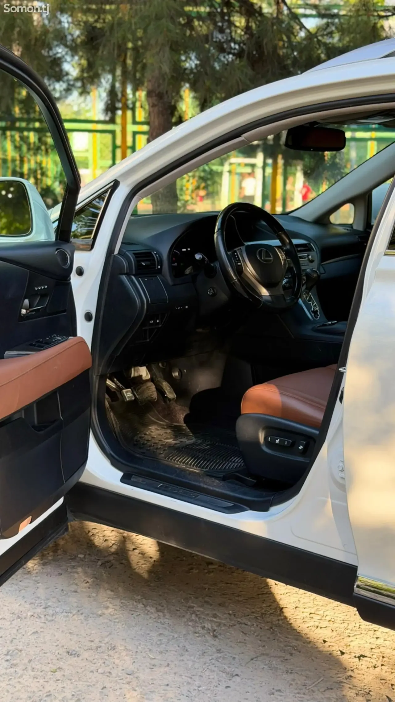 Lexus RX series 2015 · 3.5 AT