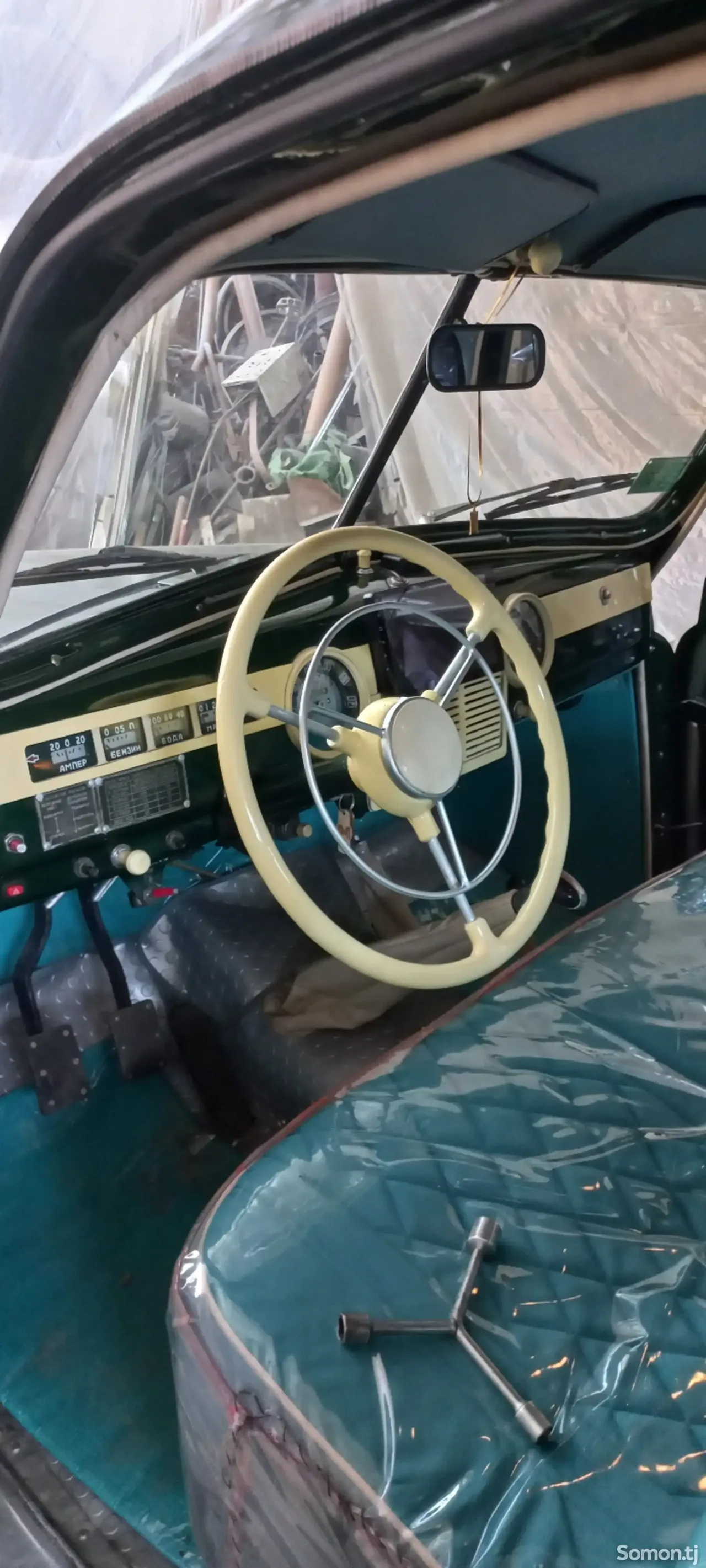 ГАЗ 21 1958 · 2.4 MT