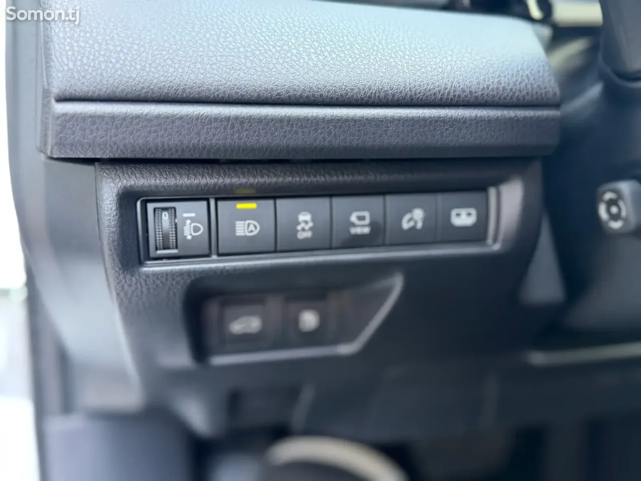 Toyota Camry 2026 · 2.5 AT