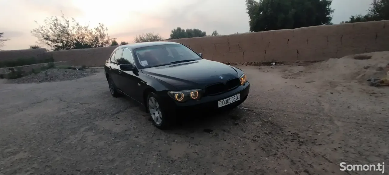 BMW 7 series 2004 · 3.0 AT