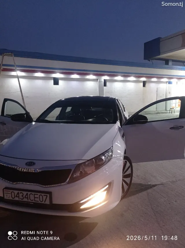 Kia K5 2013 · 2.0 AT