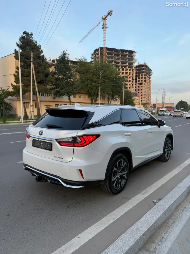 Lexus RX series 2018 · 3.5 AT