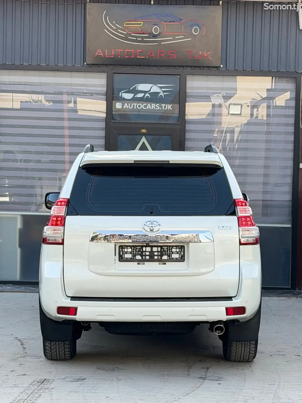 Toyota Land Cruiser Prado 2015 · 4.0 AT