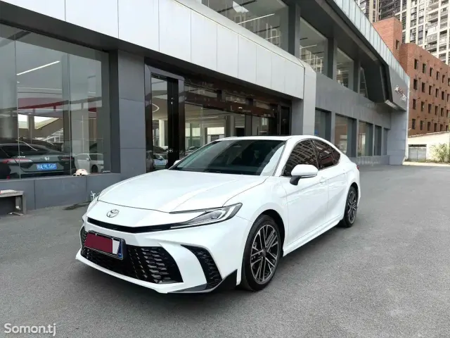 Toyota Camry 2025 · 2.5 AT