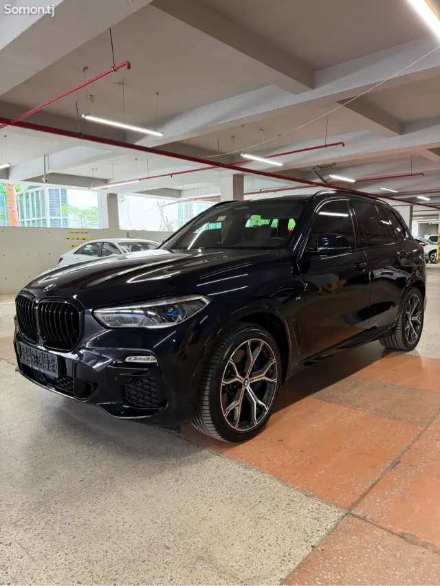 BMW X5 2019 · 3.0 AT