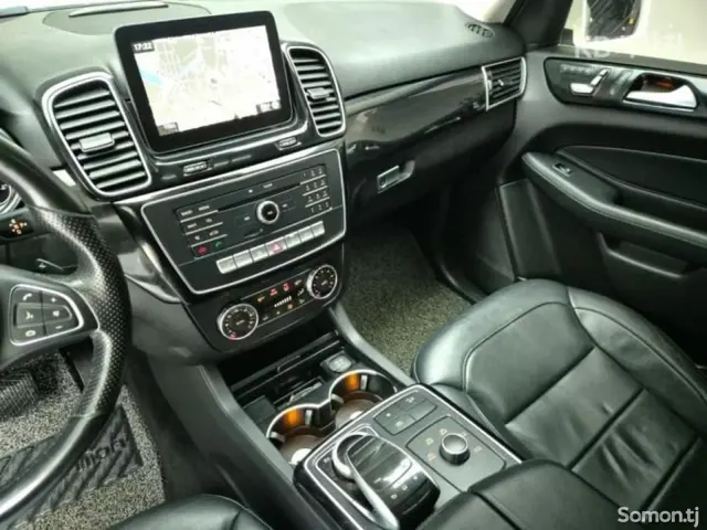 Mercedes-Benz GLE class 2016 · 2.0 AT