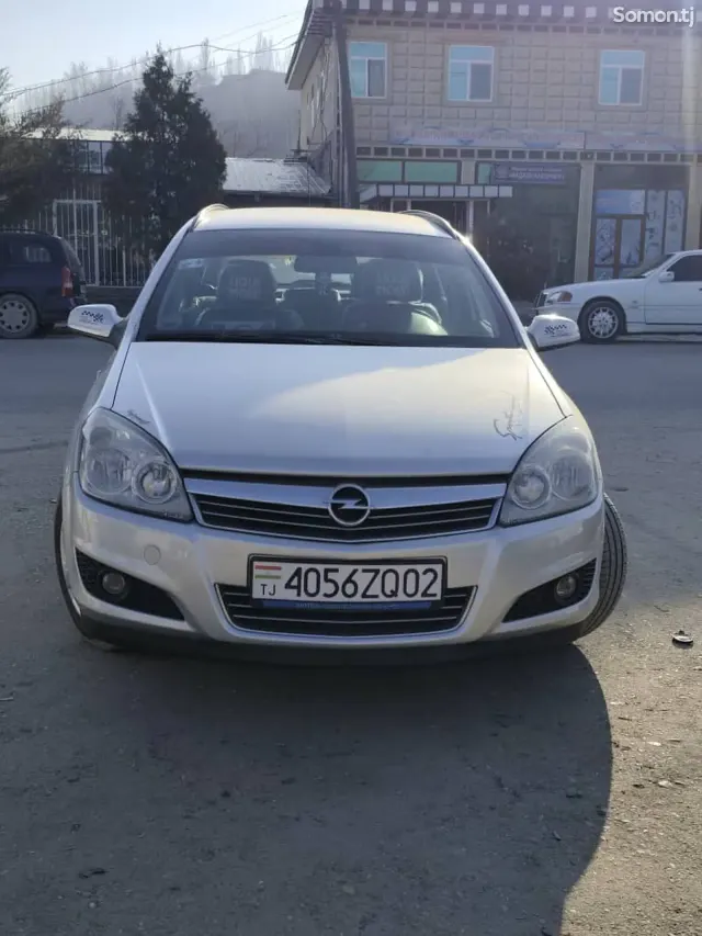 Opel Astra H 2008 · 1.8 MT