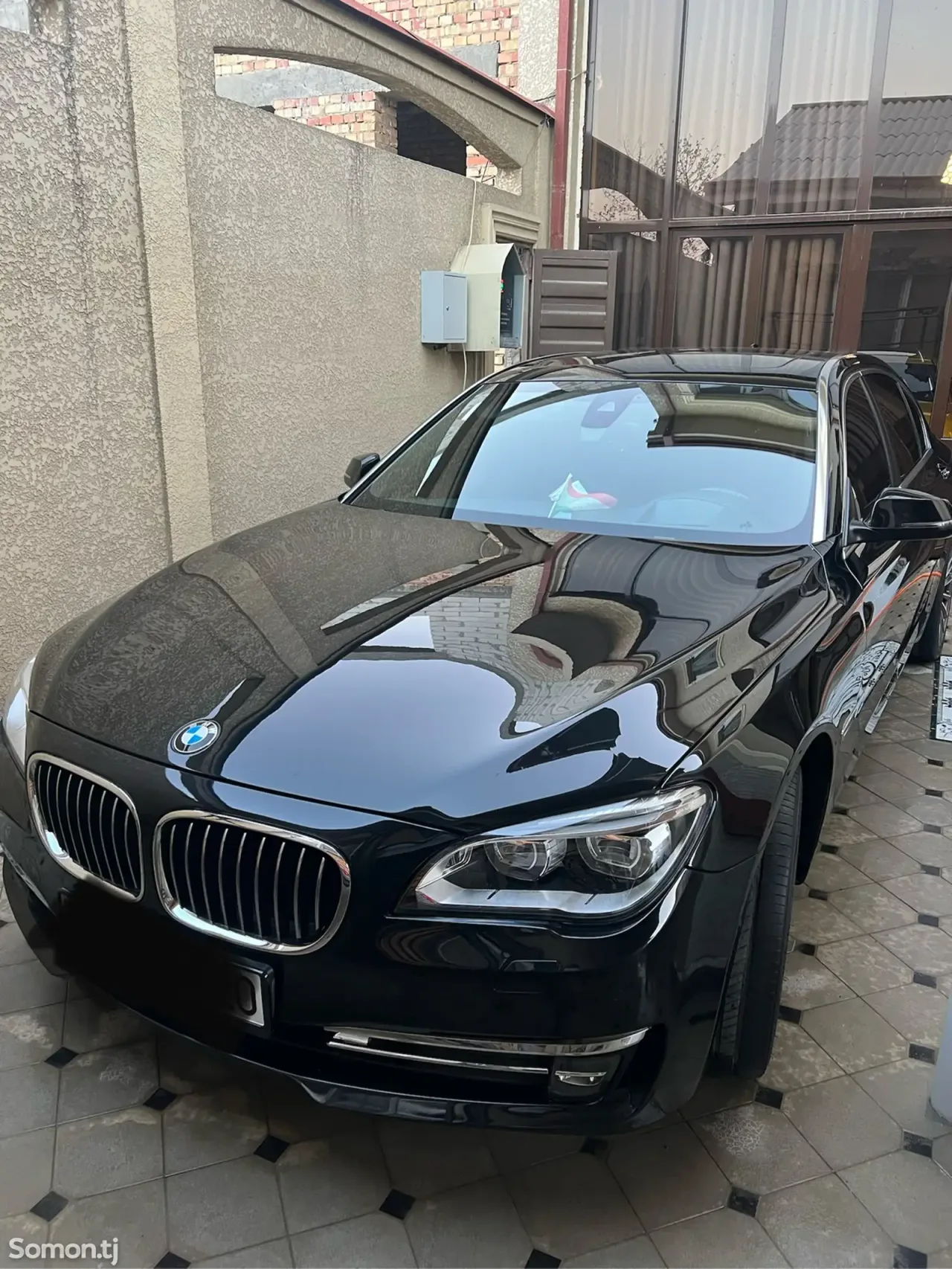 BMW 7 series 2015 · 3.0 AT