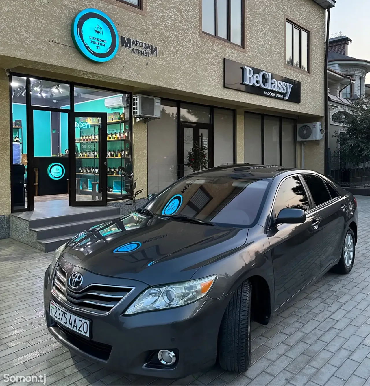Toyota Camry 2010 · 2.5 AT