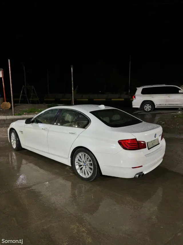 BMW 5 series 2012 · 2.8 AT