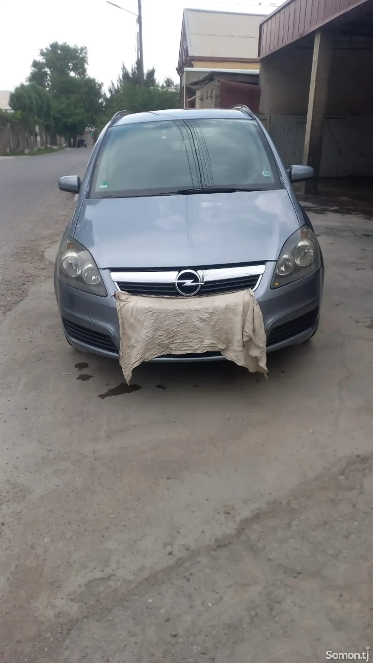 Opel Zafira 2006 · 1.8 MT