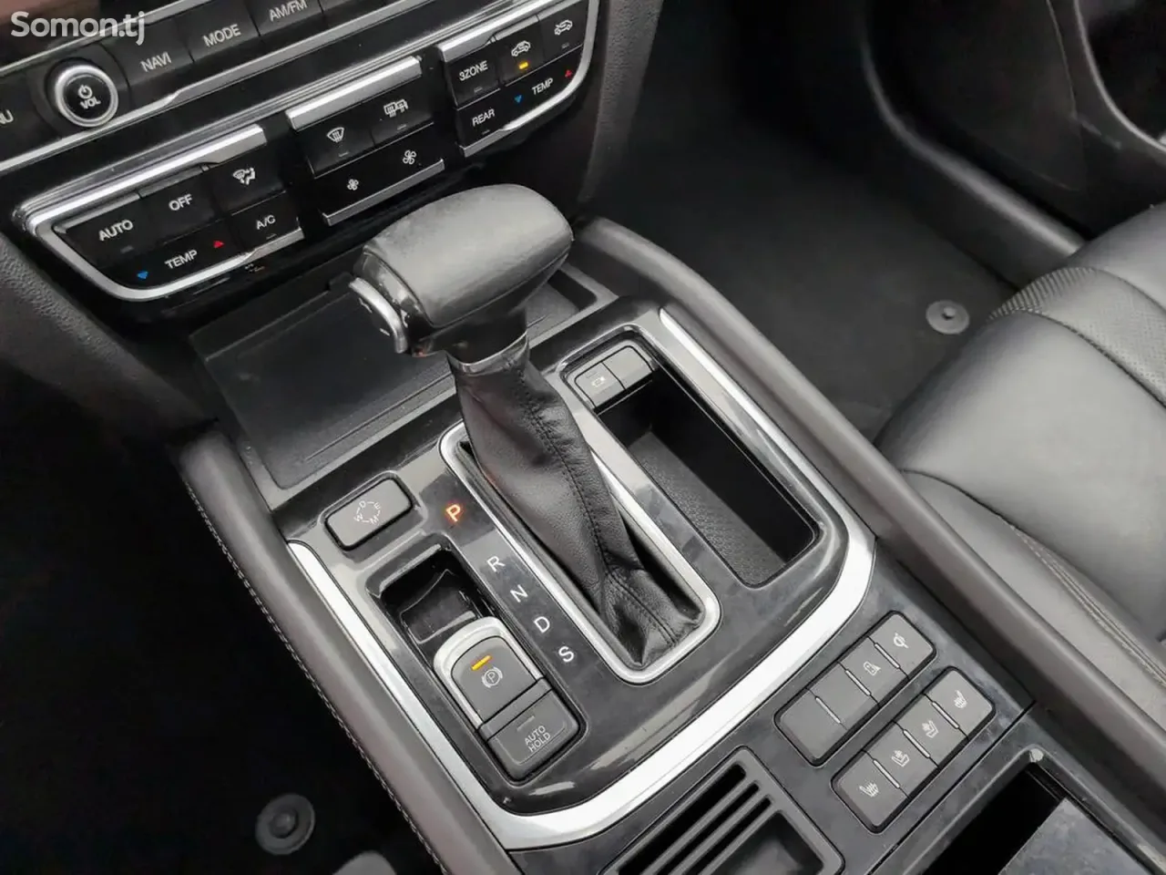 GAC Trumpchi GS8 2017 · AT