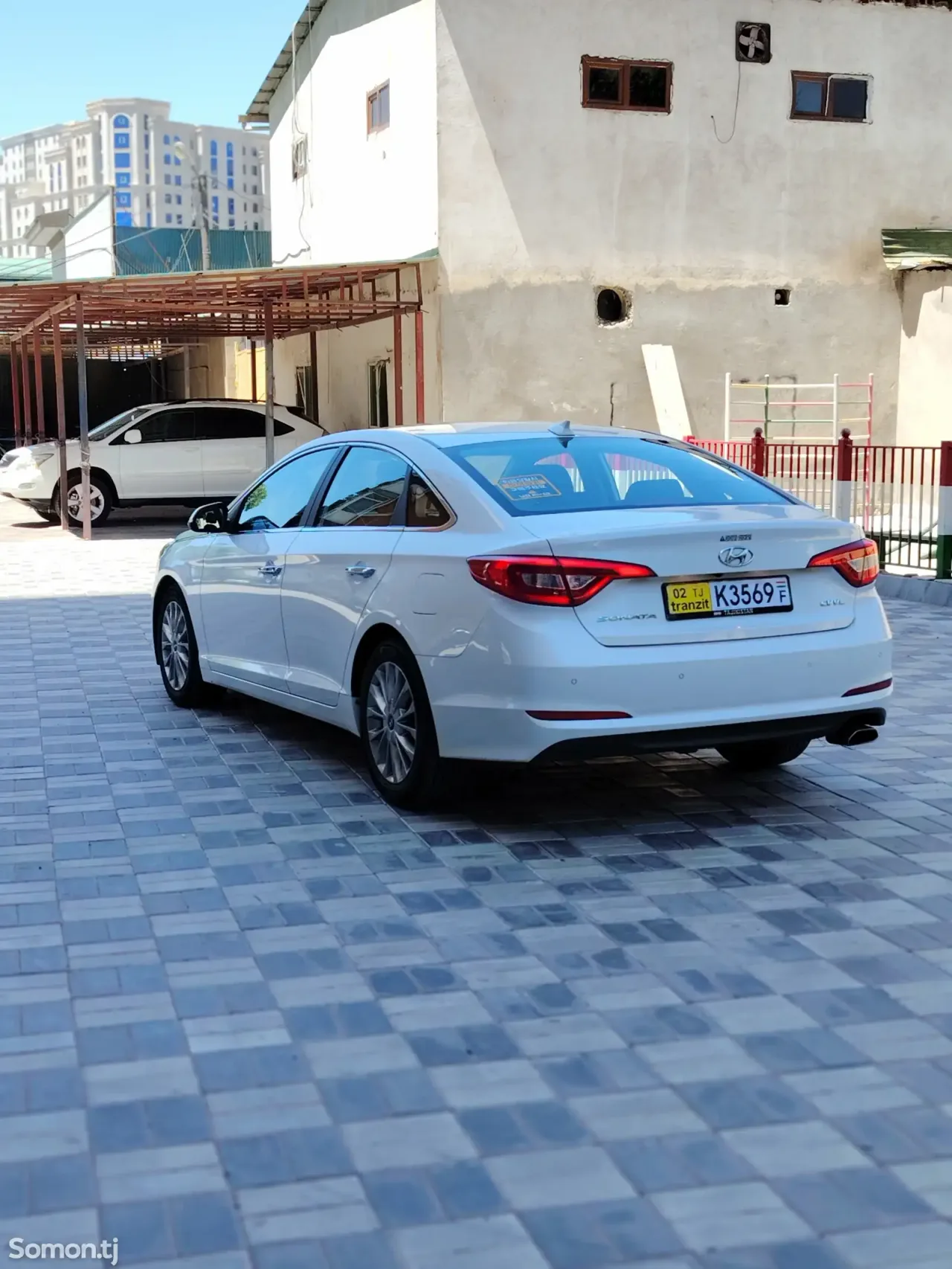 Hyundai Sonata 2015 · 2.0 AT