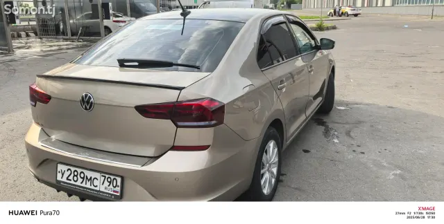 Volkswagen Polo 2021 · 1.6 AT