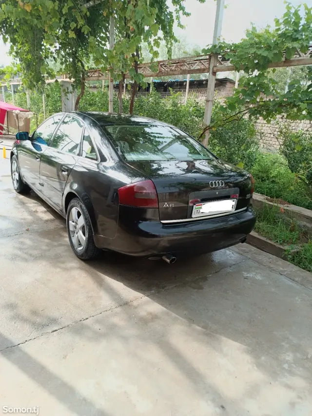 Audi A6 2003 · 2.4 AT