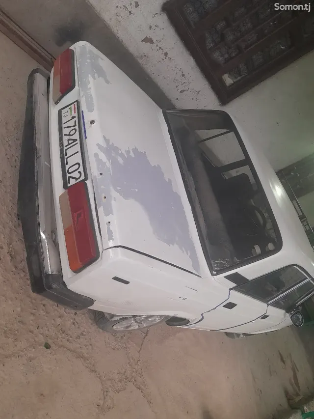 Lada (ВАЗ) 2107 2003 · 1.6 MT