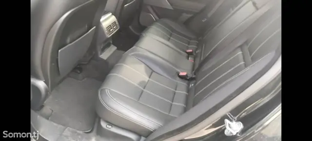Land Rover Range Rover Velar 2018 · 3.0 AT