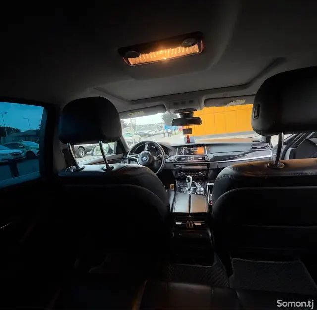 BMW 5 series 2015 · 2.0 AT