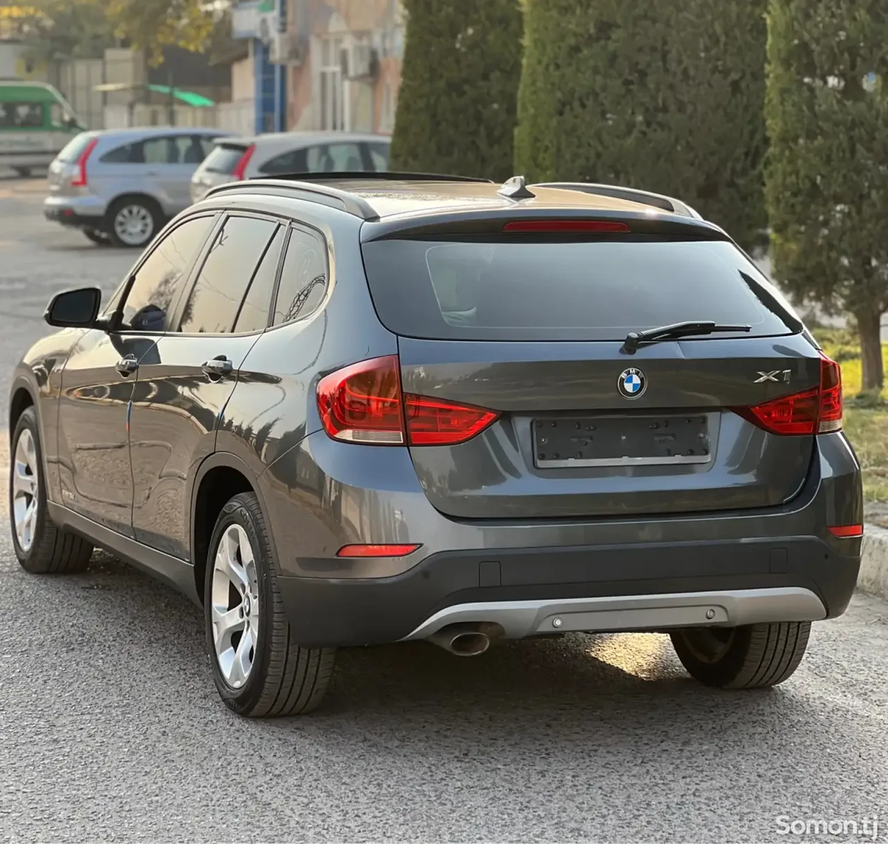 BMW X1 2015 · 1.8 AT