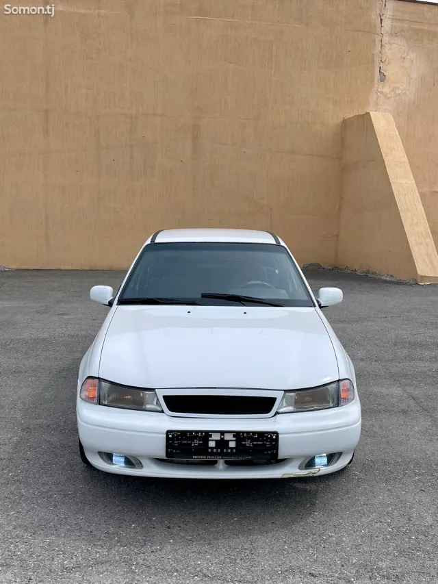 Daewoo Nexia 1996 · 1.6 MT