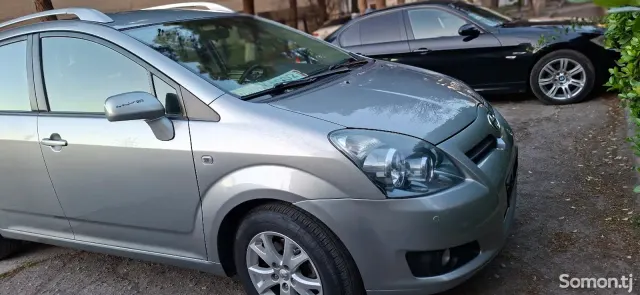 Toyota Corolla Verso 2008 · 1.8 MT