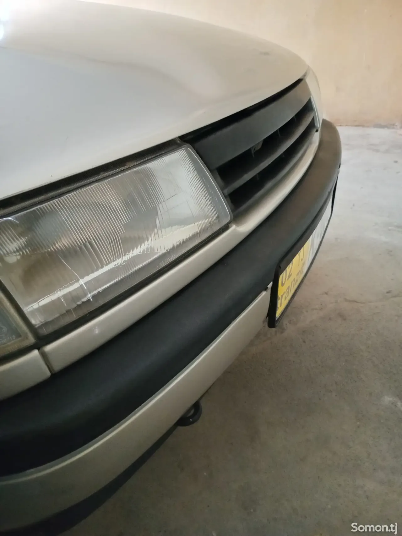 Opel Vectra A 1991 · 1.6 MT